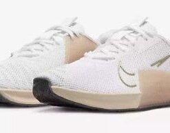 TENNIS NIKE METCOM 9 FLYEASE MUER (US 8) (EUR 39)