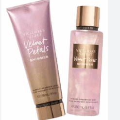 VICTORIA’S SECRET VELVET PETALS SHIMMER (PROMOCION PAREJA-BODY Y CREMA)