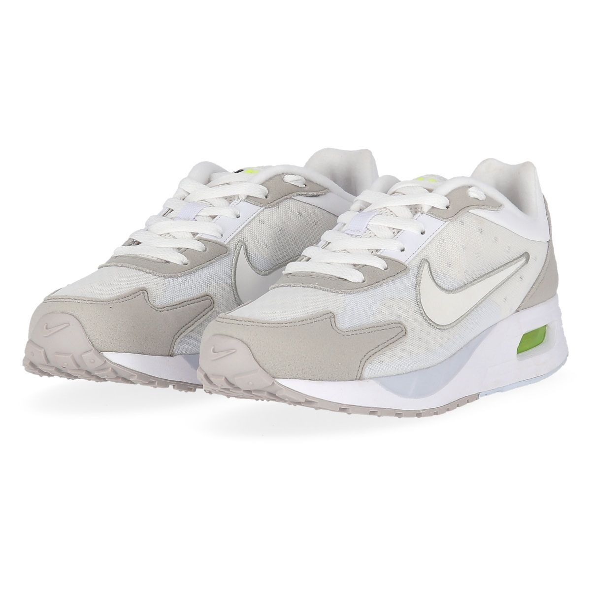 TENNIS NIKE AIR MAX SOLO MUER (US 6.5) (EUR 37.5)